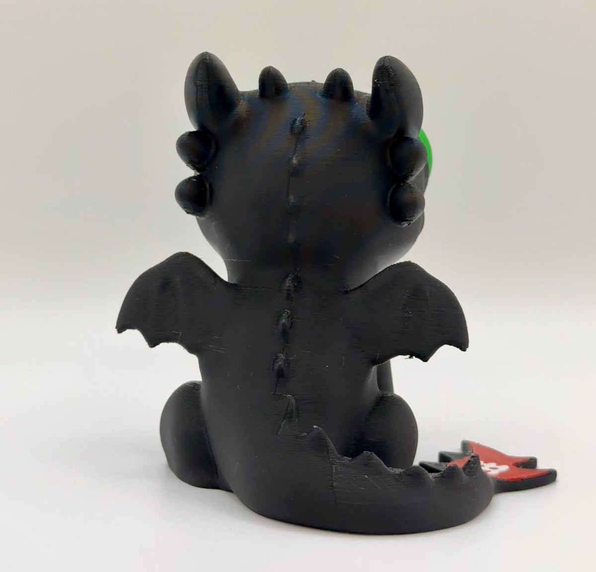 Ala Nocturna Dragón Explorador figura de colección con alitas